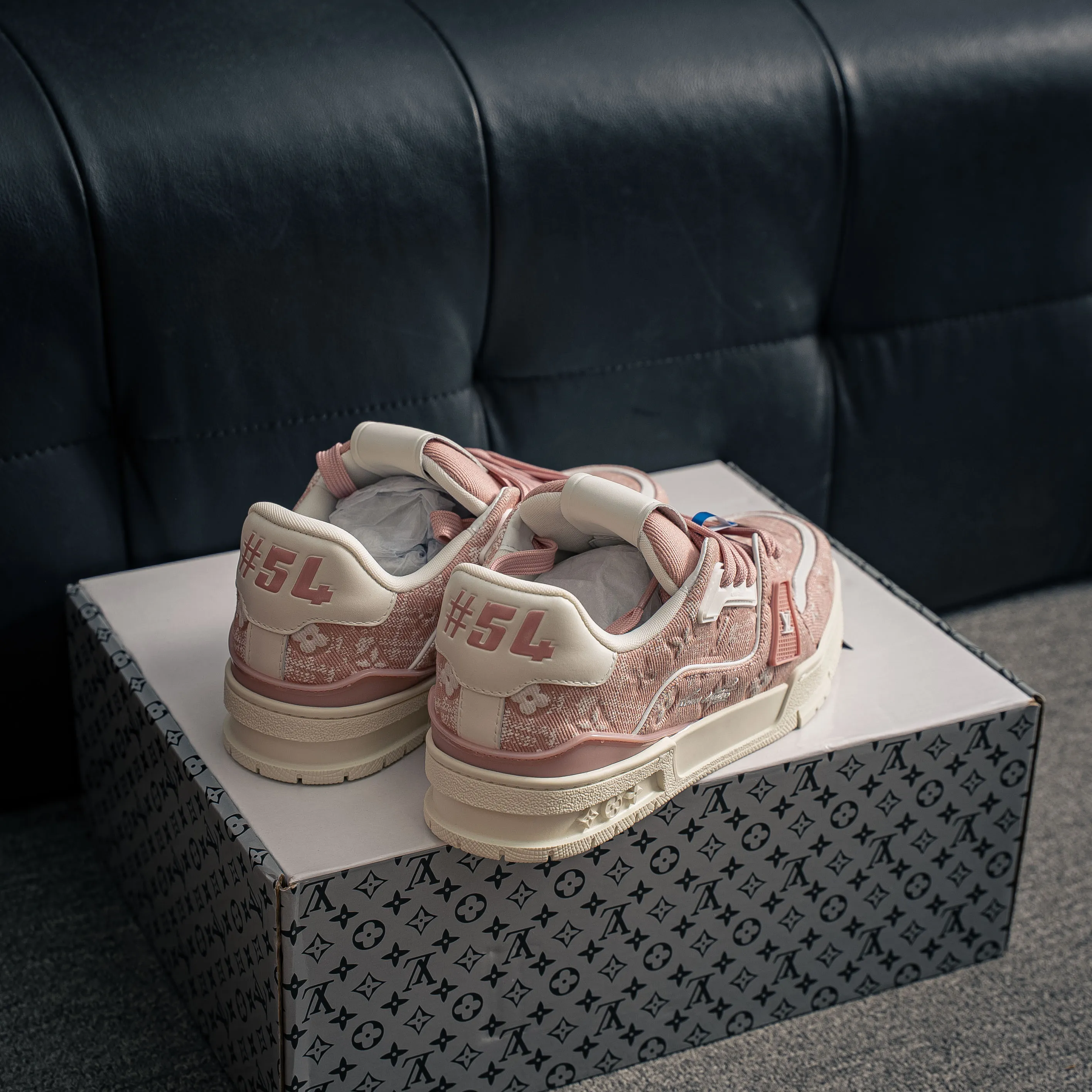 【L 2 】 Premium LV Classic New Arrival ✦ 1:1 ， ， ✦ Cowhide Leather Shoes ， LOGO ✦ + ，